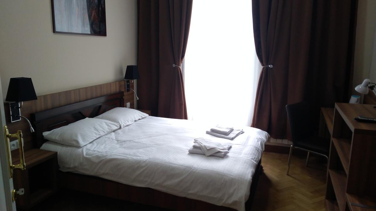 Hotel Nice Tbilisi Exterior foto