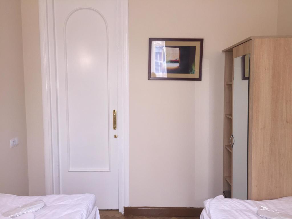 Hotel Nice Tbilisi Exterior foto